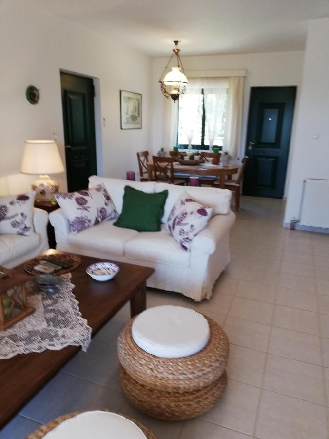 Ferienhaus Maria Vathirrevma